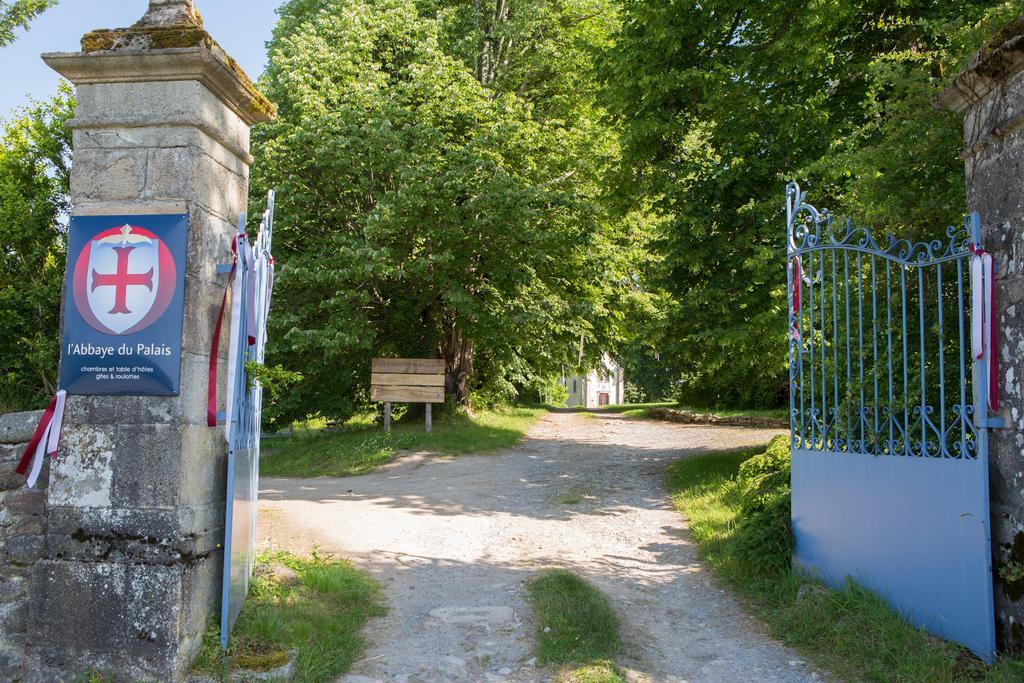 Abbaye Du Palais Panzió Thauron Kültér fotó